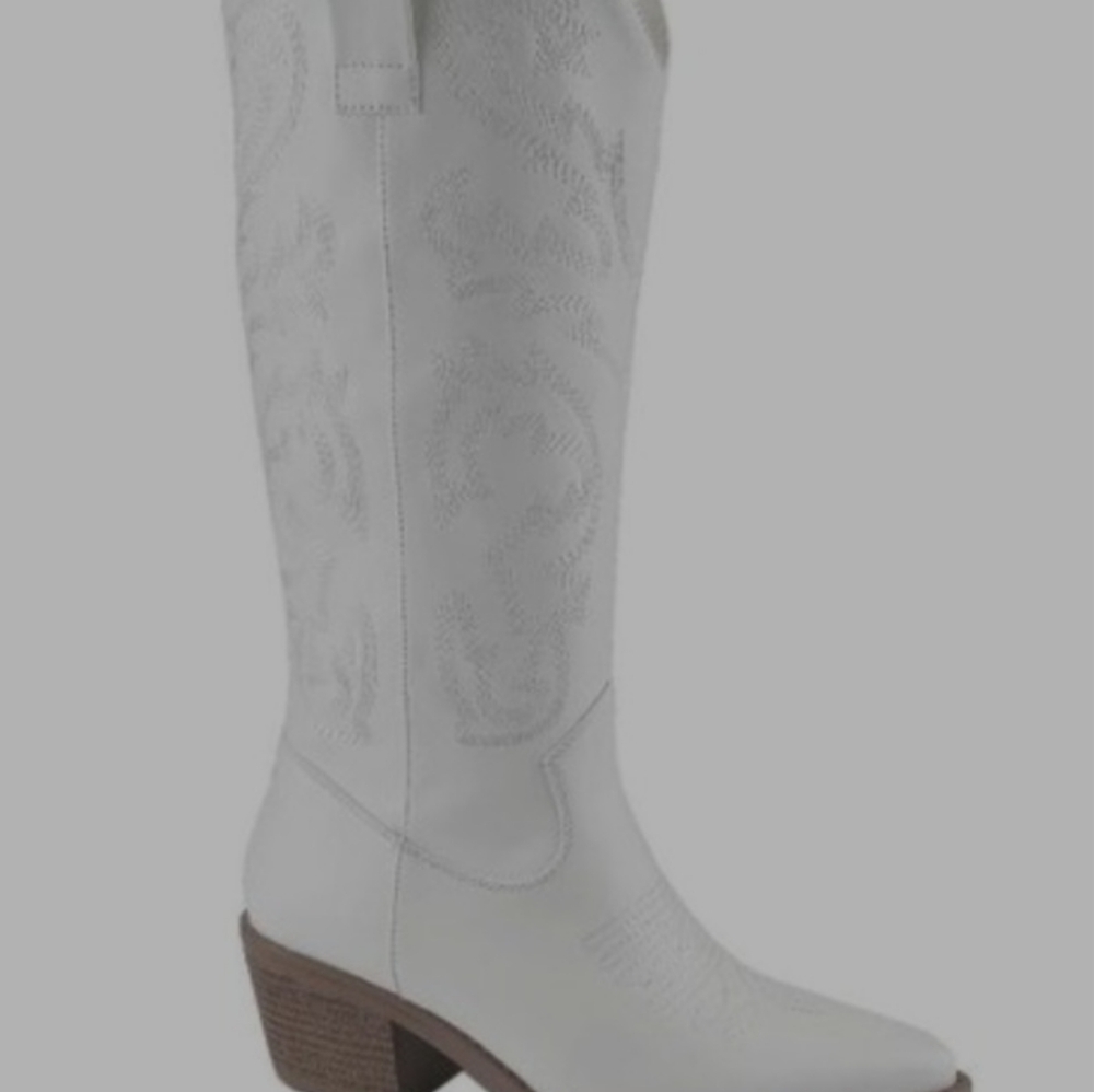 Cowgirl boot
